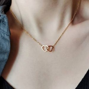 Women's Double Heart Pendant Necklace Elegant Couple Choker for Gifting or Everyday Style